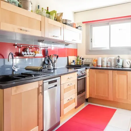 Bright Apt Close To The Cartier Foundation Daire *