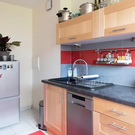 Bright Apt Close To The Cartier Foundation *